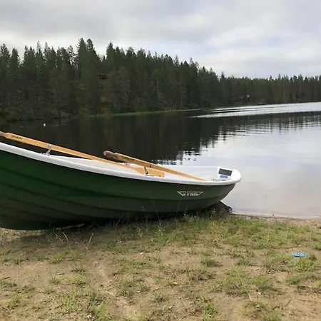 Ruska-lodge Pudasjarvi